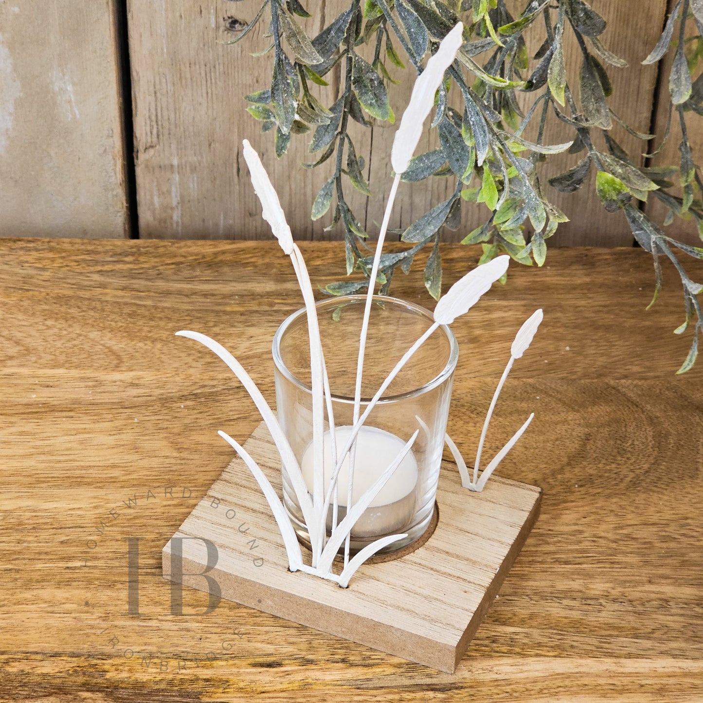 Metal Reeds Tealight Holder