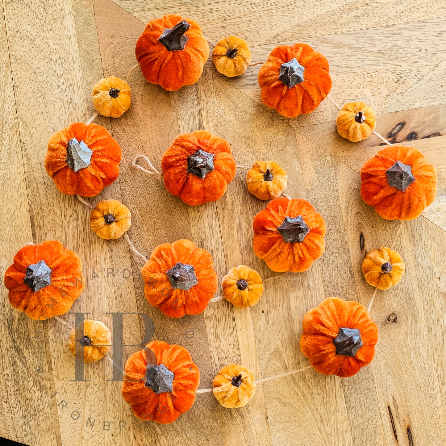 Autumn Velvet Pumpkin Garland