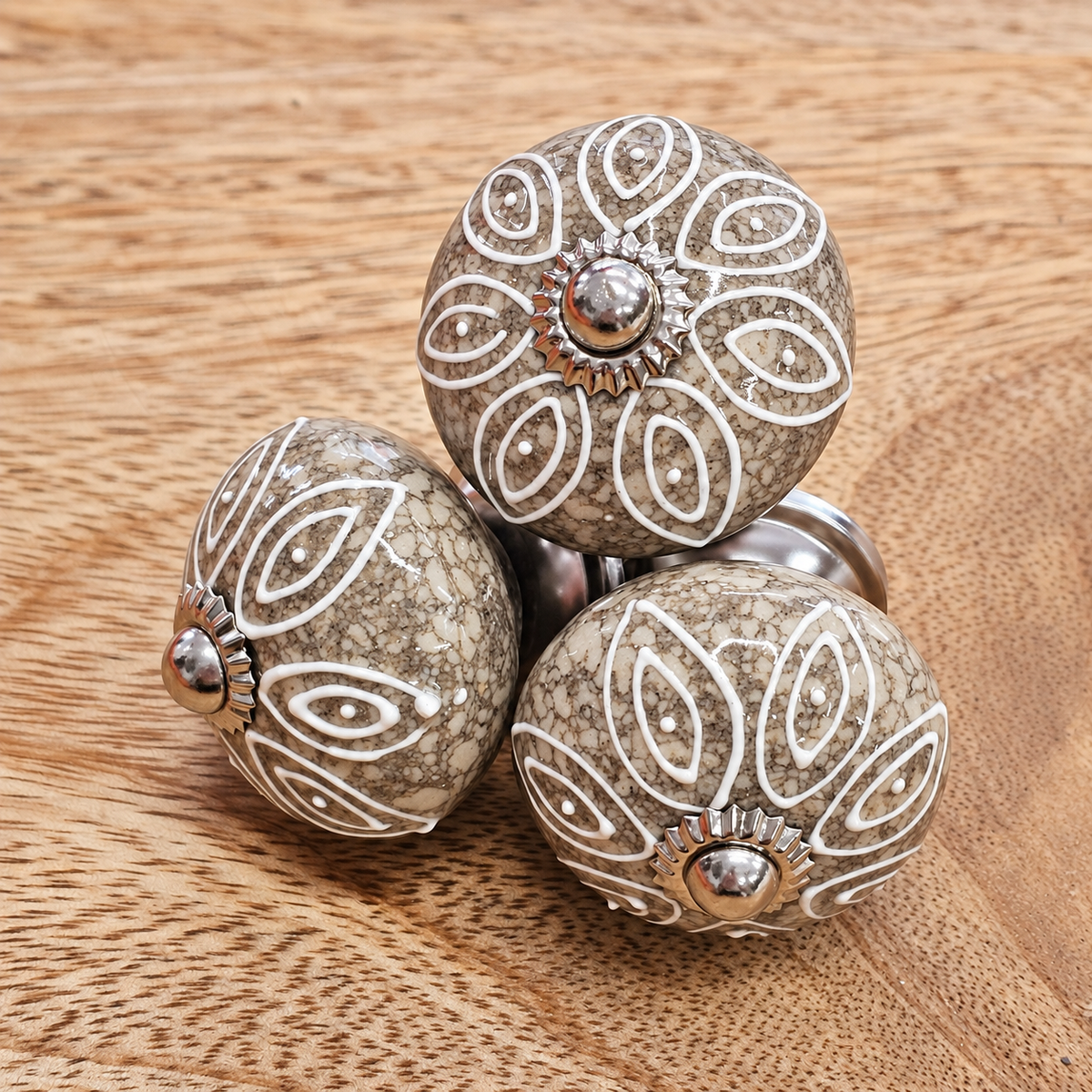 Grey/Beige Mottled Drawer Knobs