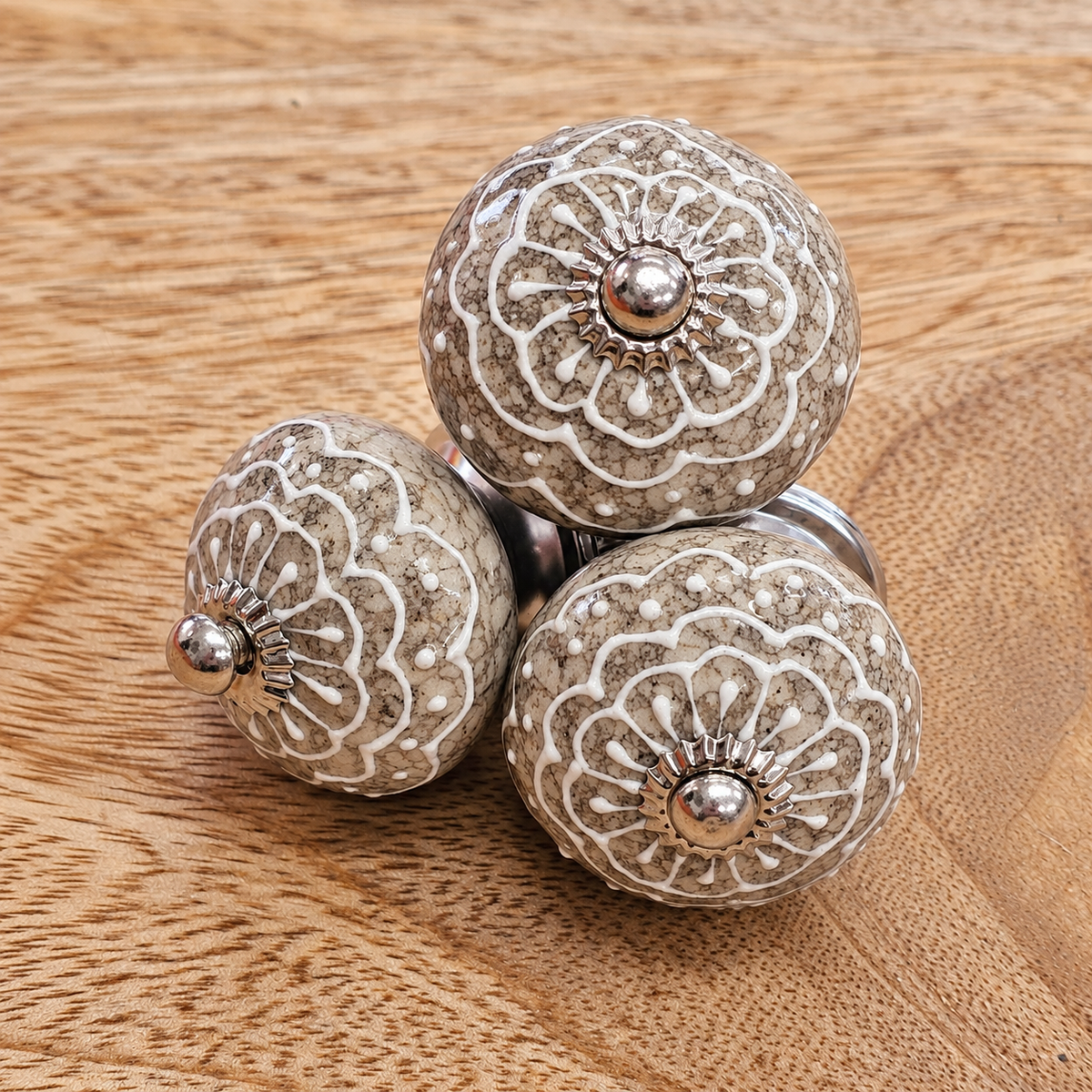 Grey/Beige Mottled Drawer Knobs