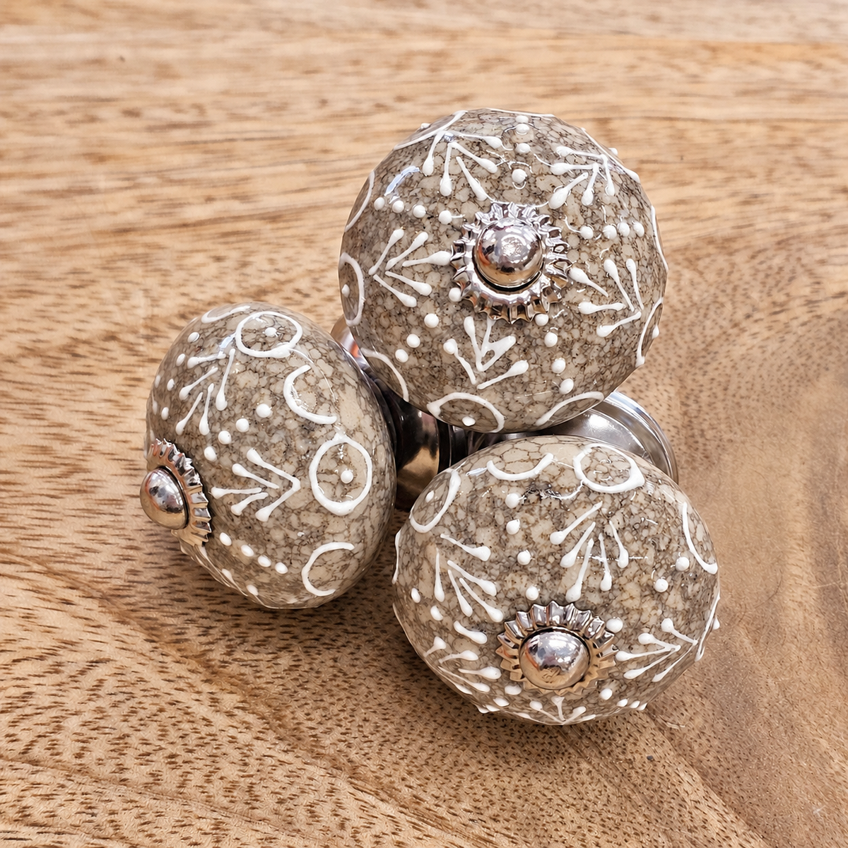 Grey/Beige Mottled Drawer Knobs